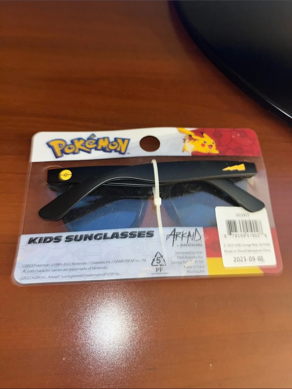 Pokemon Kids Sunglasses - Black Frame with Yellow Mirrored Lenses